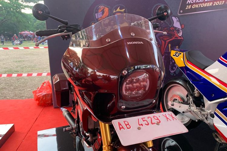 Modifikasi Honda CB150X ala Big Bike Amerika 