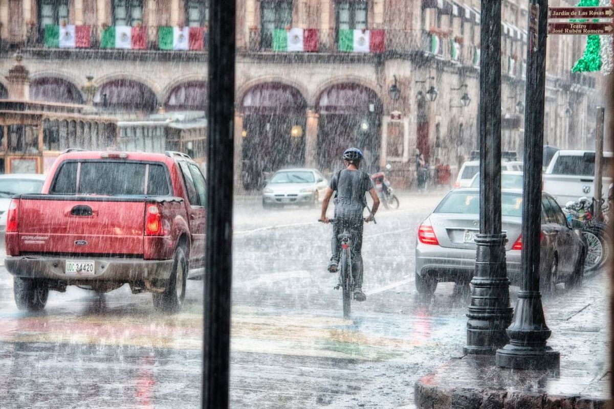 Ilustrasi hujan Oahu Hawaii.