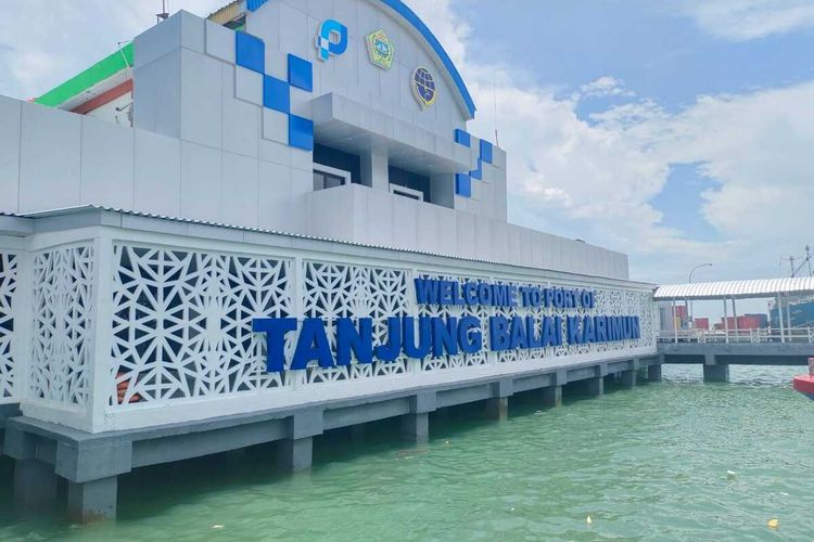 Kebijakan negara Malaysia membuka perbatasannya pada 1 April 2022 mendatang, direspon serius oleh Pemerintah Kabupaten Karimun, Kepulauan Riau (Kepri).