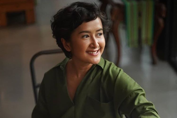 Penyanyi dan artis peran Widi Mulia