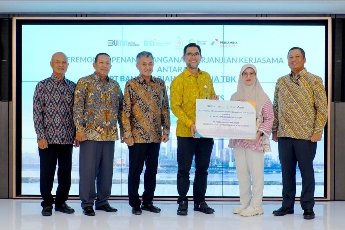 PT Bank Syariah Indonesia Tbk atau BSI menggandeng PT Pertamina Lubricants yang merupakan anak perusahaan Pertamina Patra Niaga yang bergerak di bidang produksi dan penjualan Pelumas untuk menyediakan layanan perbankan hingga fasilitas modal kerja..