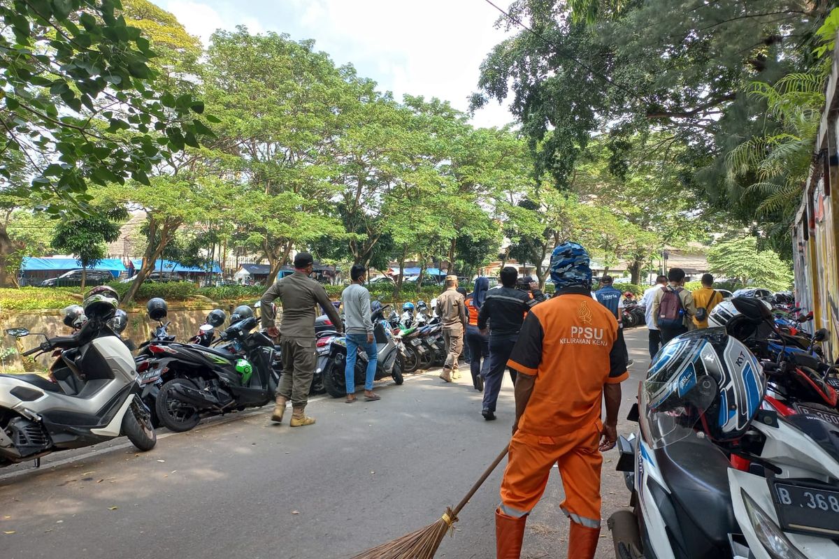 Sudinhub Jakpus akan melakukan penertiban terkait maraknya parkir liar di Jalan Inspeksi, Kenari, Menteng, Jakarta Pusat.