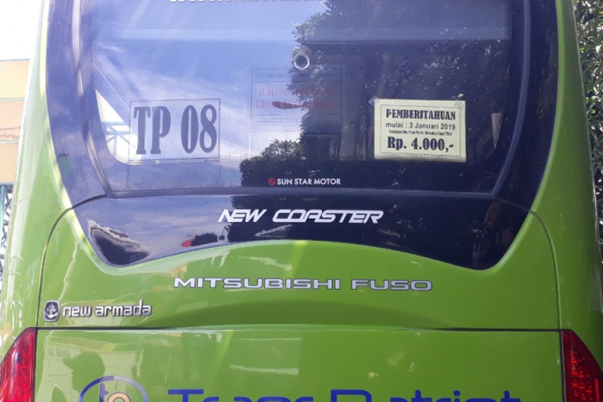 Tarif bus transpatriot ditetapkan sebesar Rp 4.000 untuk satu kali perjalanan, Kamis (3/1/2019).