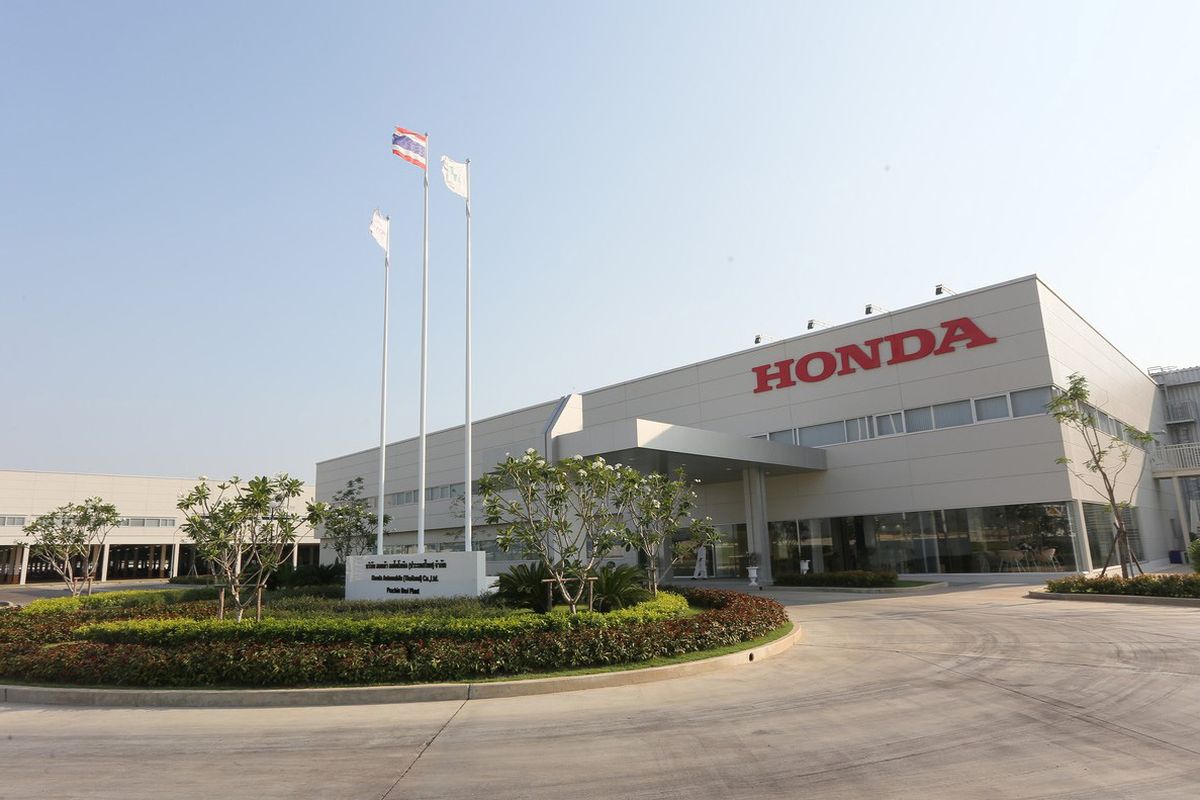 Pabrik mobil Honda di Thailand