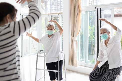 Banyak Anak Muda Indonesia Lirik Jadi Perawat Lansia di Jepang