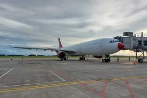 126 Turis dari Selandia Baru Mendarat di YIA Naik Pesawat Besar Airbus A330