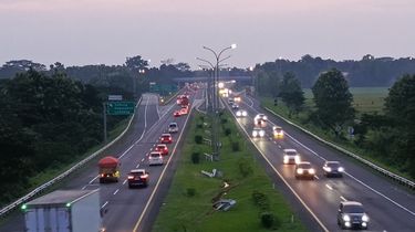 One Way Tol Trans Jawa Dihentikan, Contraflow di Jakarta-Cikampek Berakhir