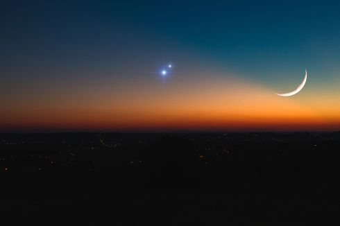 Konjungsi Jupiter-Merkurius dan Mars-Bulan Hiasi Langit Malam Ini, Catat Jamnya!