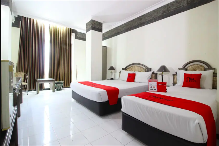 Salah satu kamar di Hotel Akur, Yogyakarta. Hotel murah dekat Jalan Malioboro yang cocok untuk liburan tahun baru 2024. 