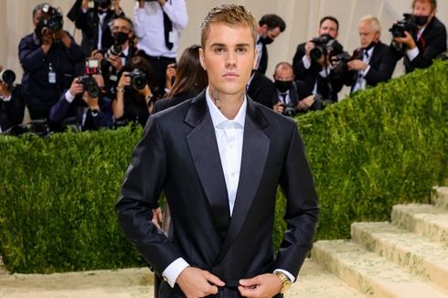 Justin Bieber Batalkan Konser Justice World Tour di Kanada karena Sakit