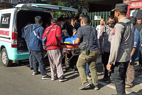 Pulang Shalat Jumat, Anak Temukan Ayahnya Gantung Diri di Pintu Kamar