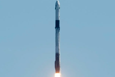 Pertama Kalinya, NASA dan SpaceX Luncurkan Perjalanan Pribadi ke Luar Angkasa