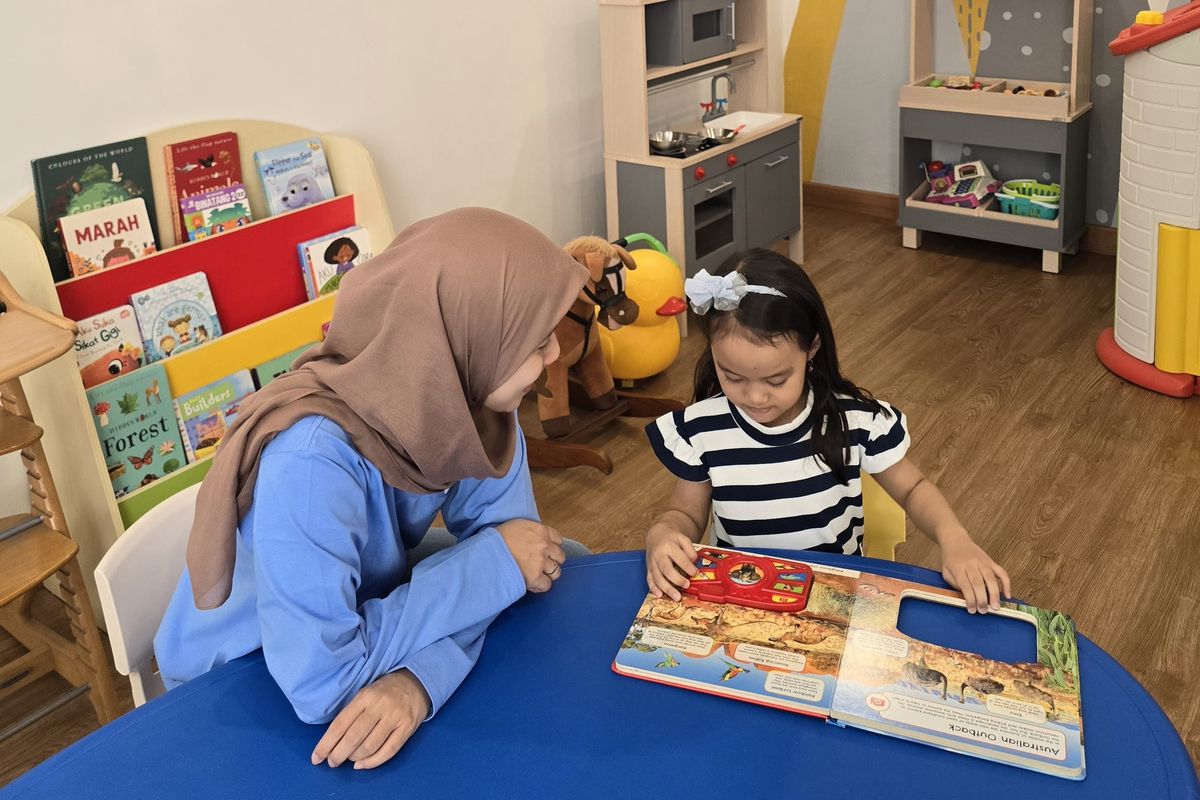Banyak sekolah mengklaim memakai metode Montessori. Kenali ciri-ciri sekolah Montessori menurut psikolog.