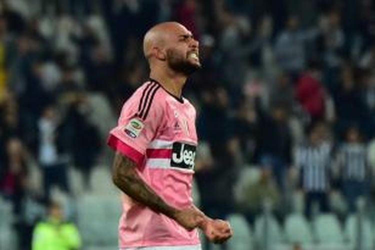 Ekspresi striker Juventus, Simone Zaza, setelah mencetak gol ke gawang Frosinone pada pertandingan Serie A di Juventus Stadium, 23 September 2015.