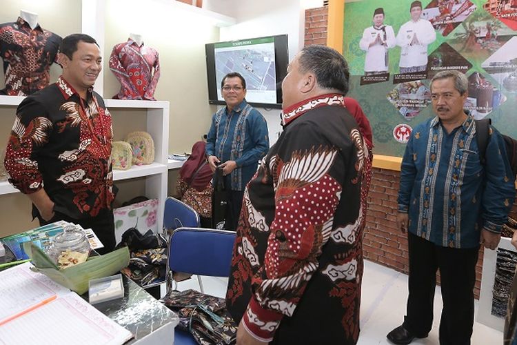 Hendrar Prihadi saat menghadiri gelaran Indonesia City Expo (ICE) 2019