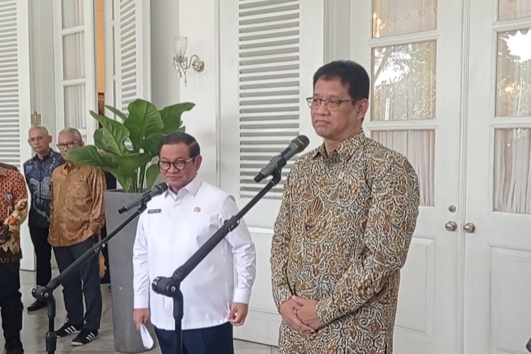 Gubernur DKI Jakarta Pramono Anung dan Menteri Keuangan Purbaya Yudhi Sadewa di Balai Kota DKI, Selasa (7/10/2025).
