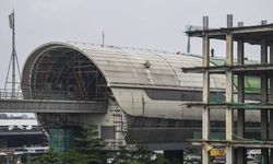 Danantara Turun Tangan Bereskan LRT City yang Mangkrak
