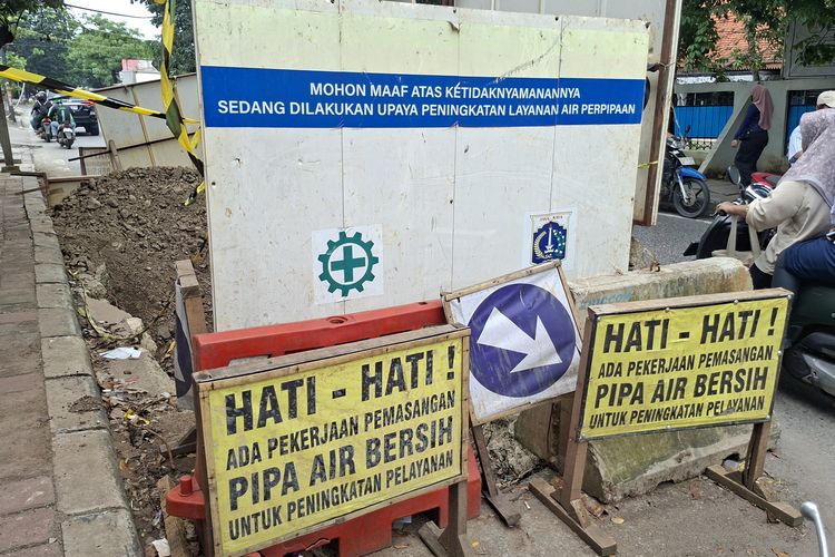 Ada Proyek Pipa Air Minum, Lalu Lintas di Sejumlah Jalan Pesanggrahan Jaksel Direkayasa