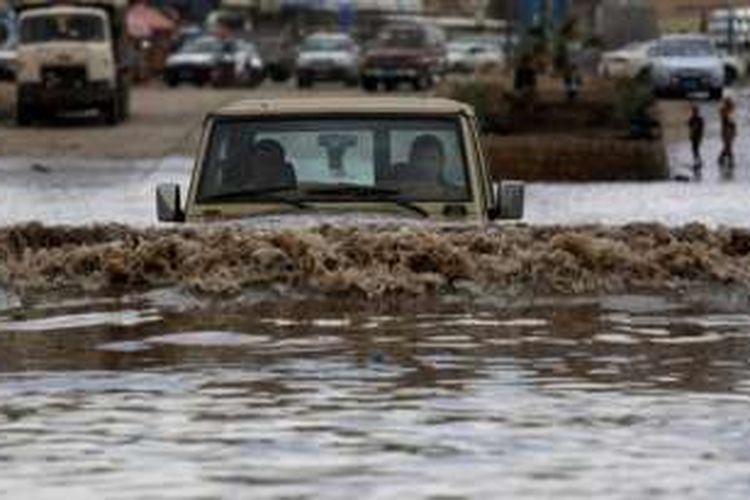 Hujan Deras Picu Banjir di Arab Saudi dan Yaman, 42 Tewas