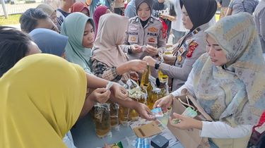 Pangan Murah di Bulog Dramaga Diserbu Warga, Beras SPHP hingga Telur Diburu