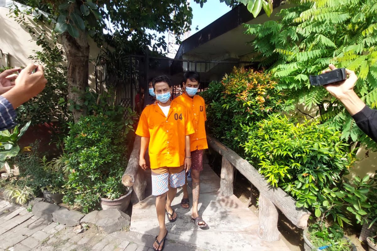 Dua pelaku begal modus korban goda istri dan todong sajam