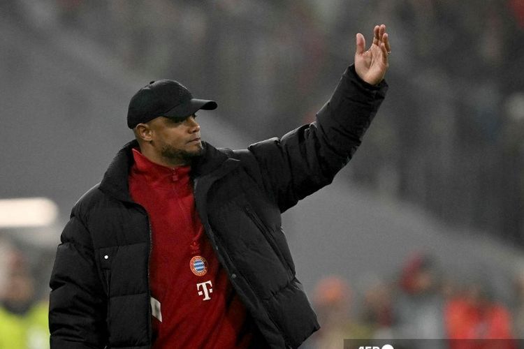 Vincent Kompany Bawa Bayern Muenchen Raih Gelar Ke-33 Bundesliga