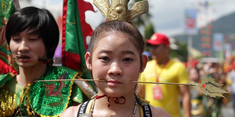 Aksi para Tatung dalam Cap Go Meh 2569 di Singkawang, Kalimantan Barat (2/3/2018).