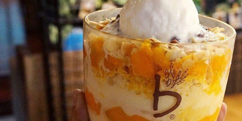 Mango Bingsu di Caffe Bene.