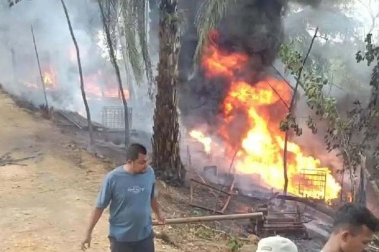 Kebakaran Sumur Minyak Ilegal Kembali Terjadi di Aceh Timur, Pemadaman Terkendala Akses