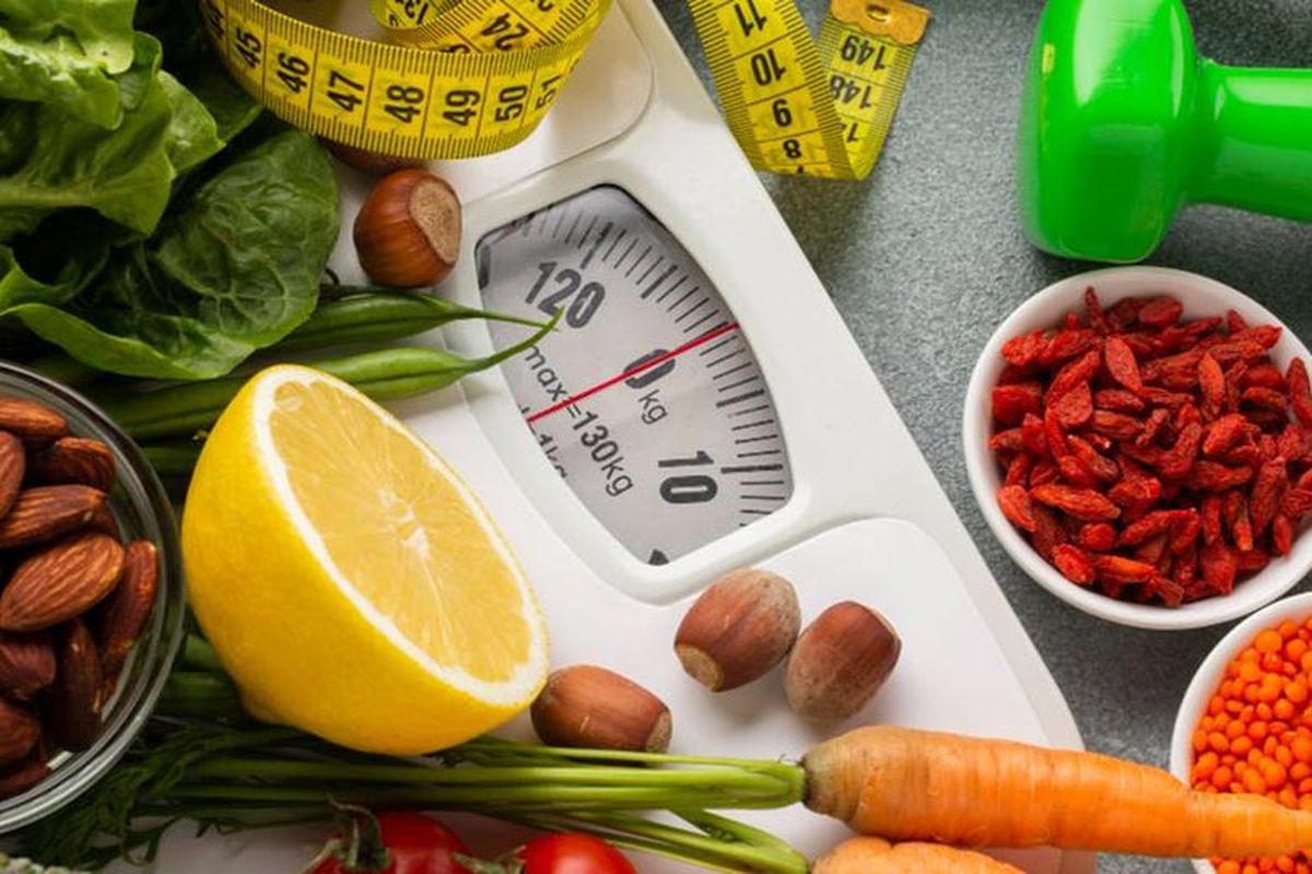 Ilustrasi makanan sehat untuk mencapai berat badan ideal sesuai BMI. 