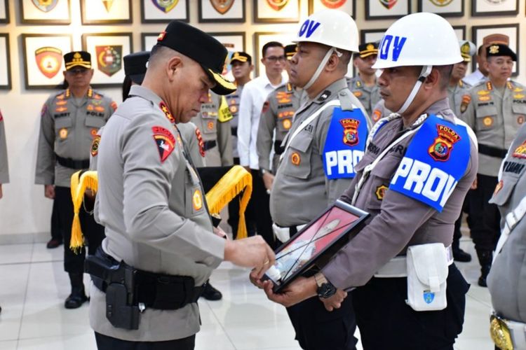 Selingkuh dan Telantarkan Keluarga, Seorang Perwira Polisi di NTT Dipecat