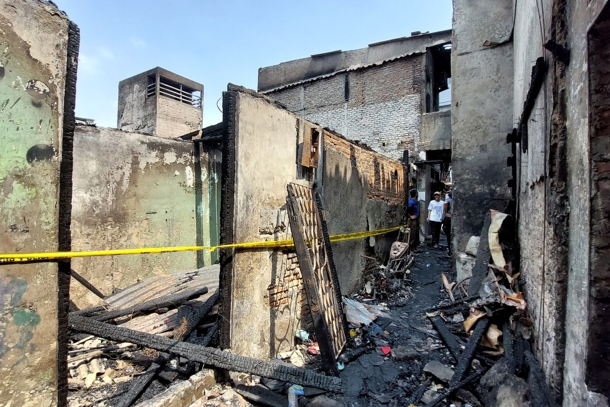 35 rumah tinggal terbakar di Jalan Sawah Lio Raya, Jembatan Lima, Tambora, Jakarta Barat, terbakar pada Selasa (26/7/2022) dini hari.