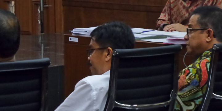 Adik Gamawan Fauzi, Azmin Aulia dan pengusaha Afdal Noverman, bersaksi dalam sidang kasus e-KTP di Pengadilan Tipikor Jakarta, Kamis (18/5/2017).