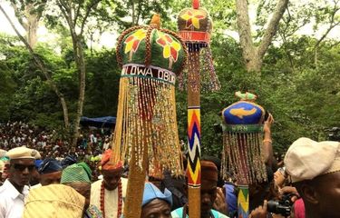 Sochli mushuk porno videolar Mabadlari sochilgan porno aktrisa