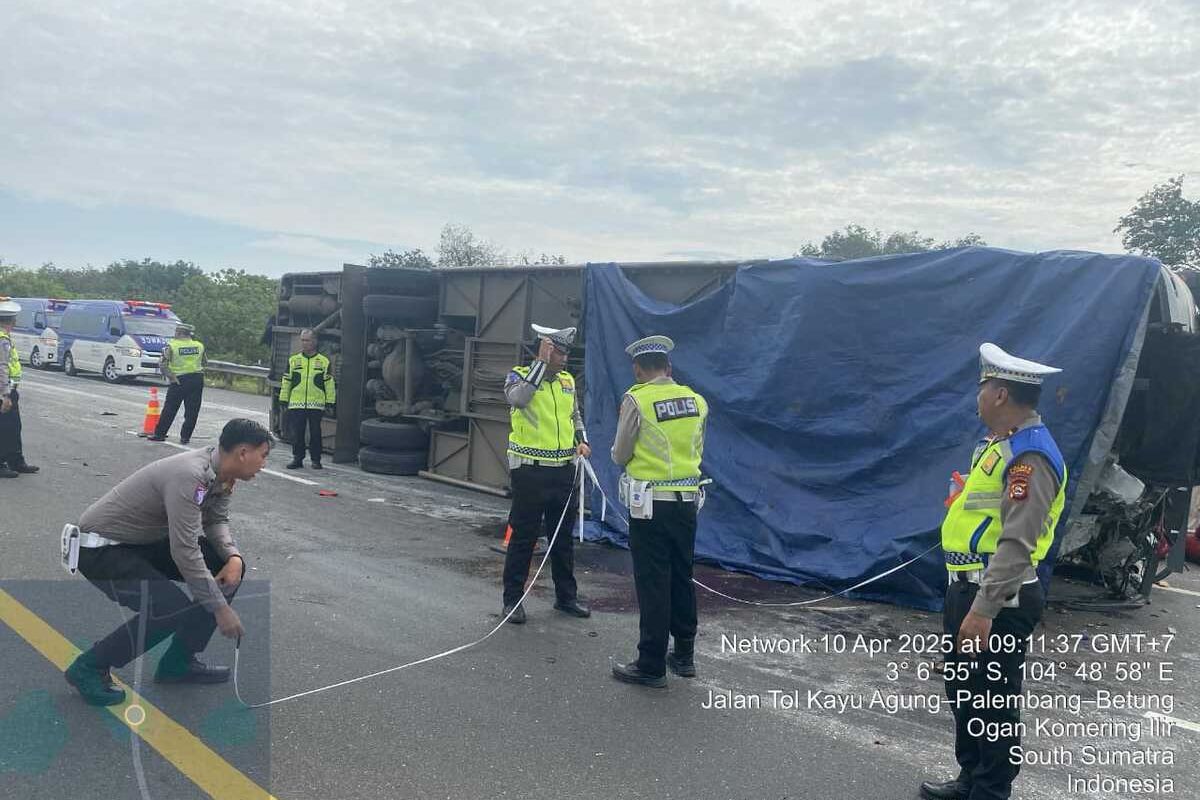 Penyebab Bus Terguling di Tol Kayuagung OKI hingga Tewaskan 1 Orang