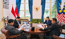 Di Ratas bersama Prabowo, Menko Airlangga Bahas Strategi Ekonomi Global dan Kemitraan dengan AS