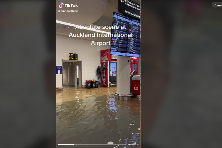 Viral bandara Auckland kebanjiran