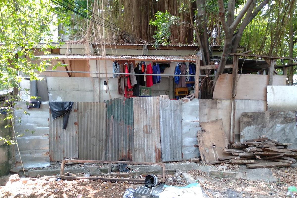 Tempat yang diduga lokasi penampungan anjing ilegal di kawasan Setia Budi, Jakarta Selatan. Foto diambil  Jumat (26/7/2019).