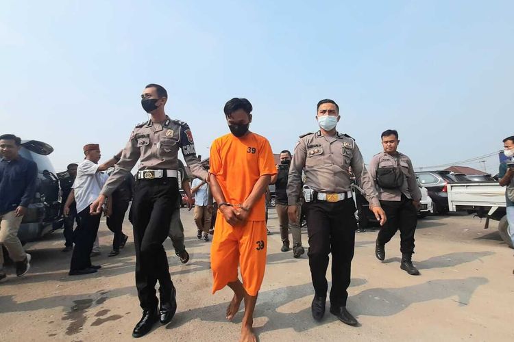 Juli, sopir odong-odong yang mengakibatkan 10 orang tewas di Serang Banten divonis 10 tahun penjara, Selasa (29/11/2022).
