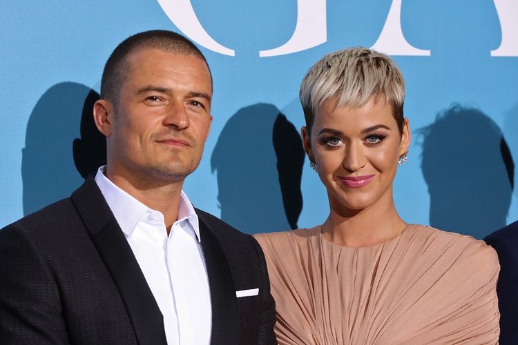 Pasangan aktor Orlando Bloom dan penyanyi Katy Perry menghadiri Monte-Carlo Gala for the Global Ocean 2018 di Monaco pada 26 September 2018.
