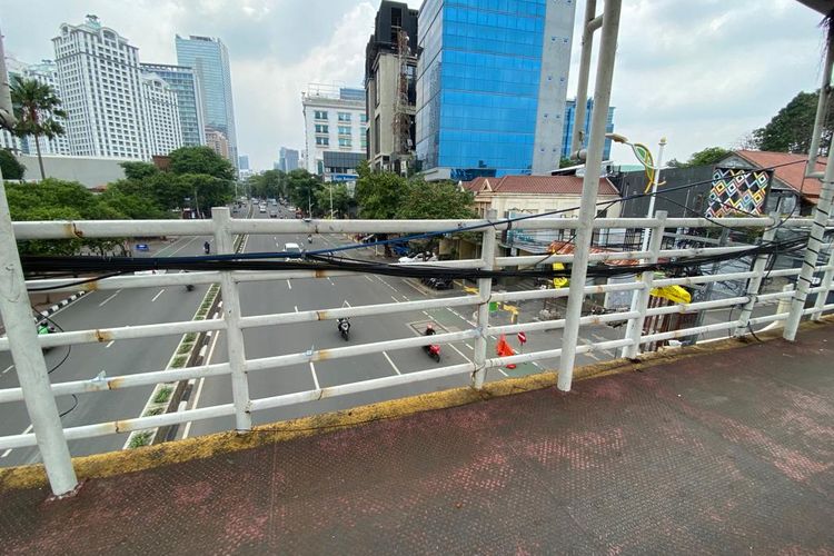 JPO di Jalan KH Mas Mansyur, Tanah Abang, Jakarta Pusat, tempat Chris Martin berswafoto, Rabu (15/11/2023). 