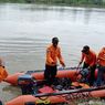 Pekerja Renovasi Jembatan Kereta Terpeleset lalu Jatuh di Sungai Serayu, Tim SAR Baru Temukan Sepatu Korban