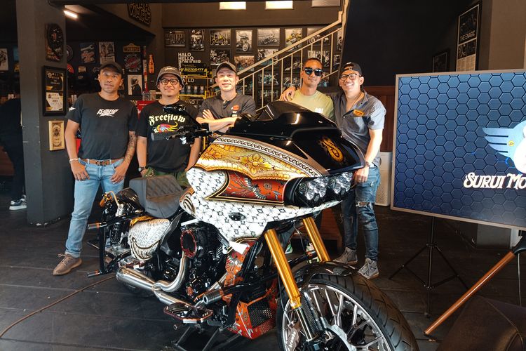 Harley Davidson Roadglide Ujwala dan Dyna dari Surui Motor Garage, hasil kolaborasi Garasi 19, Free Flow, dan Kawahara Racing