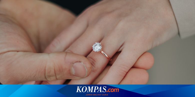 Cincin Tunangan Dan Nikah Apakah Sama 3533