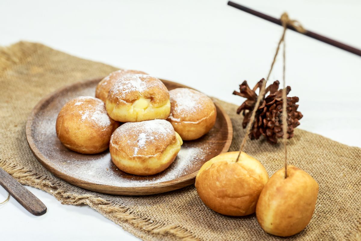 Ilustrasi donat lato-lato. 