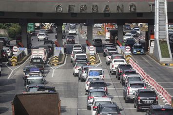 184 Ribu Kendaraan Diprediksi Melintas Saat Puncak Arus Mudik di Tol Tangerang-Merak 