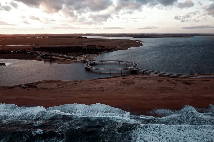 Jembatan Laguna Garzón