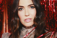 Lirik dan Chord Lagu Candy dari Mandy Moore