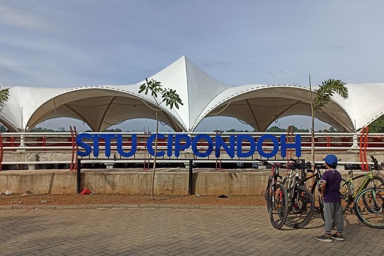 Situ Cipondoh, salah satu tempat wisata baru di Kota Tangerang, Banten.