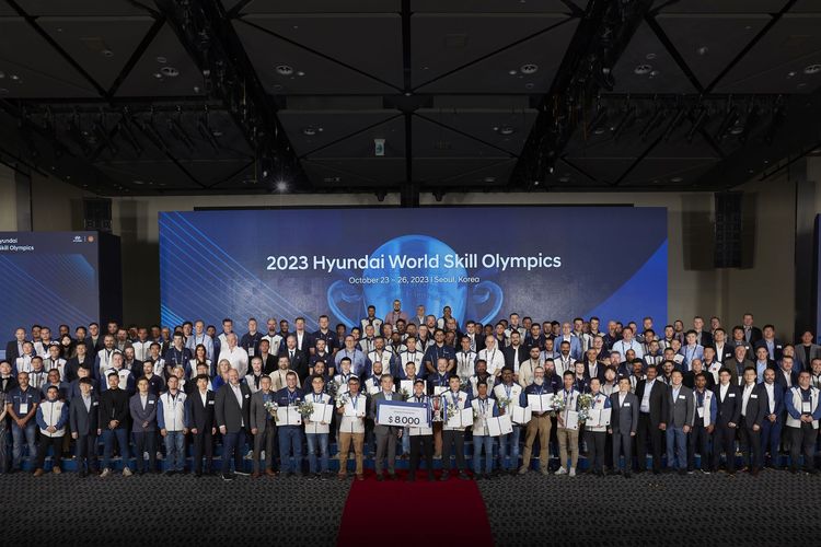 Haydar Ali, mekanik andalan Hyundai Arista Margonda, menjadi pemenang pada Hyundai World Skill Olympics 2023 di Korea Selatan
